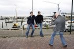 Volendam 18 januari 2007
Nick en Simon tijdens storm op de dijk in volendam.