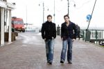 Volendam 18 januari 2007
Nick en Simon tijdens storm op de dijk in volendam.