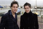 Volendam 18 januari 2007
Nick en Simon tijdens storm op de dijk in volendam.