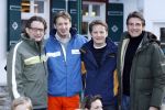 Bad Gastein 13 januari 2007
Pieter v Vollenhoven en Prinses Margriet op vakantie met Prins Maurits Prinses Marilene Prinses Anna Prins Lucas Prins Bernhard jr Prinses Annete Prinses Isablle Prins Sam Prins Pieter Christiaan Prinses Anita Prins Floris en Prinses Aimee vanwege hun 40 jarig huwelijk.