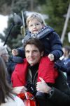 Bad Gastein 13 januari 2007
Pieter v Vollenhoven en Prinses Margriet op vakantie met Prins Maurits Prinses Marilene Prinses Anna Prins Lucas Prins Bernhard jr Prinses Annete Prinses Isablle Prins Sam Prins Pieter Christiaan Prinses Anita Prins Floris en Prinses Aimee vanwege hun 40 jarig huwelijk.