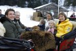 Bad Gastein 13 januari 2007
Pieter v Vollenhoven en Prinses Margriet op vakantie met Prins Maurits Prinses Marilene Prinses Anna Prins Lucas Prins Bernhard jr Prinses Annete Prinses Isablle Prins Sam Prins Pieter Christiaan Prinses Anita Prins Floris en Prinses Aimee vanwege hun 40 jarig huwelijk.
