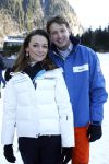 Bad Gastein 13 januari 2007
Pieter v Vollenhoven en Prinses Margriet op vakantie met Prins Maurits Prinses Marilene Prinses Anna Prins Lucas Prins Bernhard jr Prinses Annete Prinses Isablle Prins Sam Prins Pieter Christiaan Prinses Anita Prins Floris en Prinses Aimee vanwege hun 40 jarig huwelijk.