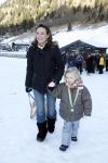 Bad Gastein 13 januari 2007
Pieter v Vollenhoven en Prinses Margriet op vakantie met Prins Maurits Prinses Marilene Prinses Anna Prins Lucas Prins Bernhard jr Prinses Annete Prinses Isablle Prins Sam Prins Pieter Christiaan Prinses Anita Prins Floris en Prinses Aimee vanwege hun 40 jarig huwelijk.