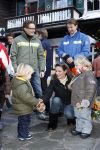 Bad Gastein 13 januari 2007
Pieter v Vollenhoven en Prinses Margriet op vakantie met Prins Maurits Prinses Marilene Prinses Anna Prins Lucas Prins Bernhard jr Prinses Annete Prinses Isablle Prins Sam Prins Pieter Christiaan Prinses Anita Prins Floris en Prinses Aimee vanwege hun 40 jarig huwelijk.