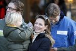 Bad Gastein 13 januari 2007
Pieter v Vollenhoven en Prinses Margriet op vakantie met Prins Maurits Prinses Marilene Prinses Anna Prins Lucas Prins Bernhard jr Prinses Annete Prinses Isablle Prins Sam Prins Pieter Christiaan Prinses Anita Prins Floris en Prinses Aimee vanwege hun 40 jarig huwelijk.