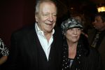 Amsterdam 20 januari 2007
Andre v Duin krijgt de Toon Hermans ouvre award in Carre. Ramses Shaffy en Kitty Courbois