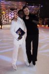Baarn 26 januari 2006
Sterren schaatsen op hetij van RTL in Baarn met Martijn krabbe en John Williams.
Regilio Tuur en Winston Gerschtanowitz