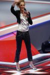Hilversum 3 februari 2006
Wendy v Dijk presenteert de x factor. 
Haar moeder en broer zitten op de tribune.