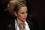 Hilversum 3 februari 2006
Wendy v Dijk presenteert de x factor. 
Haar moeder en broer zitten op de tribune.