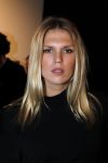 Amsterdam 30 januari 2010
Modeshow suptertrash tijdens amsterdam fashion week. Alexandra Richards met vriend
Peter Smulders bv