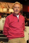 Hilversum 21 januari 2010
Rtl SBS en de NOS hebben samen een tv programma en aktie in elkaar gedraaid om zoveel mogelijk geld op te halen voor giro 55 ten bate van Haiti. Andre v Duin 25 kg afgevallen
Peter Smulders bv