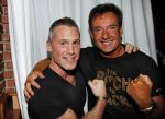 Uitgeest 17 januari 2011
Nieuwjaarsreceptie Henk Geels in Bobs saloon. Gerard Joling met personal trainer
Peter Smulders bv