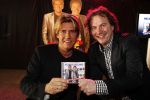 Volendam 28 januari 2011
Presentatie cd Helemaal Hollands in Old Dutch . Carlo en Leo zijn de zangers. Nick en Simon reikten de eerste cd uit.
Peter Smulders bv