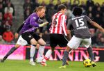 Eindhoven, 20 Maqrt 2011
kompetitiewedstrijd PSV-NAC, eindstand 4-1
Seizoen 2010/2011
Marcus Berg in duel met Milano Koenders
Foto Junior Smulders