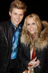 Utrecht 26 januari 2011
Perspresentatie Sterren dansen op het ijs van SBS6 gepresenteerd door Gerard Joling en Nance Coolen. Tim Douwsma met Monique Smit
Peter Smulders bv