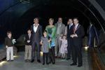 Blijdorp Rotterdam 2 februari 2011
Presentatie van het nieuwe boek van Prinses laurentien en Sieb Posthuma in dierentuin Blijdorp. Prins Constantijn en hun kinderen Eloise Claus Cazimir en Leonore.
Peter Smulders bv