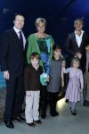 Blijdorp Rotterdam 2 februari 2011
Presentatie van het nieuwe boek van Prinses laurentien en Sieb Posthuma in dierentuin Blijdorp. Prins Constantijn en hun kinderen Eloise Claus Cazimir en Leonore.
Peter Smulders bv