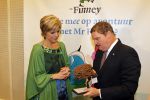 Blijdorp Rotterdam 2 februari 2011
Presentatie van het nieuwe boek van Prinses laurentien en Sieb Posthuma in dierentuin Blijdorp. Prins Constantijn en hun kinderen Eloise Claus Cazimir en Leonore. Laurentien met president Aruba
Peter Smulders bv
