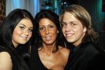 Uitgeest 17 januari 2011
Nieuwjaarsreceptie Henk Geels in Bobs saloon. Rachel Andre jr en Roxeanne Hazes
Peter Smulders bv
