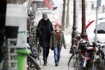 Amsterdam 15 januari 2011
Susan Visser laat samen met haar zoon de hond uit.
Peter Smulders bv