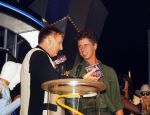 Aalsmeer, 8 September 1995 Finale Soundmixshow 1995
Winnaar Arno Kolenbrander met Henny Huisman
Foto Peter Smulders BV