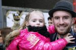 Amsterdam 21 januari 2012
Premiere de muppets in Tuschinski. Ben saunders met dochter
Peter Smulders bv