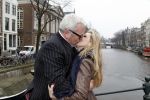 Amsterdam 29 januari 2012
Ernst Daniel Smid met zijn vrouw Roos op de grachten van Amsterdam.
Peter Smulders bv