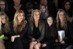 Amsterdam 28  januari 2012
Modeshow Tony Cohen tijdens de IAFW. Estelle Gullit en Nikkie Plessen en Frederique v d Wal met dochter
Peter Smulders bv