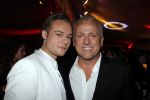 Utrecht 28 januari 2012
Premiere LA the Voices met Gordon in Vredenburg. Gordon met vriend Raoul
Peter Smulders bv