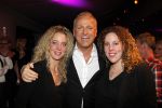 Utrecht 28 januari 2012
Premiere LA the Voices met Gordon in Vredenburg. Gordon met nichtjes
Peter Smulders bv