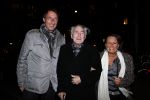 Amsterdam 21 januari 2012
Wendy v Dijk viert haar 41e verjaardag in de supperclub. Hans Galjaard ( vader Erland) met zijn dochter en schoonzoon
Peter Smulders bv