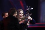 Hilversum 20 januari 2012
Iris Kroes wint de finale van the voice of holland in studio 22. Iris en Chris Hordijk met Nick en Simon en Wendy v Dijk en Martijn Krabbe
Peter Smulders bv