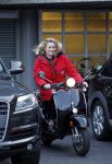 Amsterdam 21 januari 2012
Lieke v Lexmond op scooter bij de rai.
Peter Smulders bv