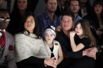 Amsterdam 28 januari 2012
modeshow Custo op de IAFW met oa aanwezig Martijn en Amanda Krabbe met hun dochters.
Peter Smulders bv
