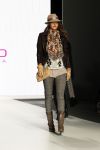 Amsterdam 28 januari 2012
modeshow Custo op de IAFW met oa aanwezig Martijn en Amanda Krabbe met hun dochters.
Peter Smulders bv