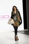 Amsterdam 28 januari 2012
modeshow Custo op de IAFW met oa aanwezig Martijn en Amanda Krabbe met hun dochters.
Peter Smulders bv