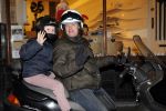 Amsterdam 21 januari 2012
Wendy v Dijk viert haar 41e verjaardag in de supperclub. Porgy Franssen met zijn dochter op scooter
Peter Smulders bv