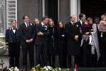 Soestdijk 5 december 2004
Prins Bernhard wordt vanaf  Paleis Soestdijk naar paleis Noordeinde gebracht. Prins Friso Mabel Wisse Smit Prins Jaime Prinses Carolina Prinses Margarita Prins Carlos Prinses Laurentien Prins Friso Prins Willem Alexander Amalia  op bordes
Peter Smulders bv
