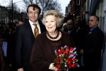 Amsterdam 11 februari 2011
Koningin Beatrix en Prins Friso bij de opening van de nieuwe liefde in Amsterdam.
Peter Smulders bv
