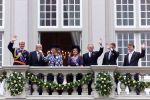 Prinsjesdag 21 September 1999 DEN HAAG

Koningin Beatrix, Prins Claus en Prins Willem Alexander, Prinses Margriet, Pieter v Vollenhoven, PrinsFriso


PETER SMULDERS BV