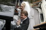 Delft 24 april 2004
Trouwen Prins Friso en Mabel Wisse Smit in stadhuis Delft.
in Rolls Royce
Peter Smulders bv