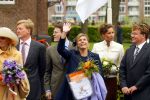 Meppel 30 April 2002
Koninginnedag 2002
Prins Constatijn met Prinses Laurentien Prins Friso Prinses Marilene


PETER SMULDERS BV