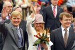 Wijhe en deventer 30 april

koninginnedag met koningin beatrix maxima prins willem alexander prins friso prins constantijn prinses laurentien pieter v vollenhoven Prinses Margriet Prinses Marilene Prinses Annette prins floris en prins Pieter Christiaan en Prins Bernhard jr

Peter Smulders bv