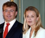 Den Haag 30 juni 2003

verloving mabel wisse smit en prins friso op huis ten bosch.
verder aanwezig koningin beatrix en de moeder van mabel


Peter Smulders bv