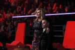 Hilversum 20 januari 2012
Iris Kroes wint de finale van the voice of holland in studio 22. Angela Groothuizen en Roel v Velzen
Peter Smulders bv