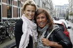 Amsterdam 26 januari 2012
Patty Brard Anouk Smulders en Sjimmy Bruijninckx op straat.
Peter Smulders bv