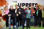 Amsterdam 21 januari 2012
Premiere de muppets in Tuschinski. Wim T schippers Hilde de Mildt Armin v Buuren Roue Verveer Sipke Jan Bousema Hajo Bruins ea van de stemmen cast
Peter Smulders bv