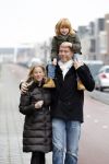 Almere 28 januari 2012
Suus Ruis met vriend en zoontje op straat.
Peter Smulders bv