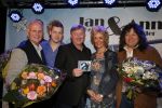 Volendam, 14 Februari 2013
Uitreiking CD van Jan Keizer en Anny schilder met de naam, The Two Of Us.
Emile Hartkamp, zoon van Jan en....
Foto Peter Smulders BV